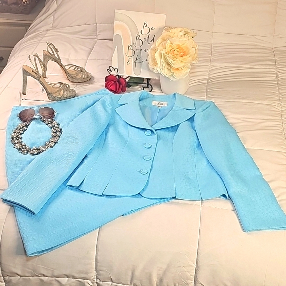 2PC LeSuit Set Blazer Skirt Elegant Wear Office Wear Career Wedding